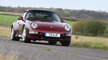 Porsche 911 993 - front cornering 